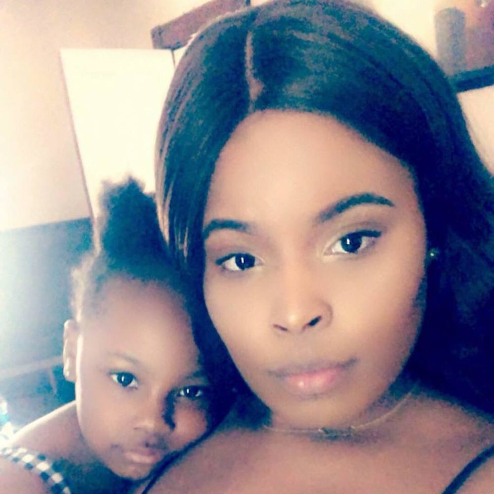 Meet your Posher, Stella